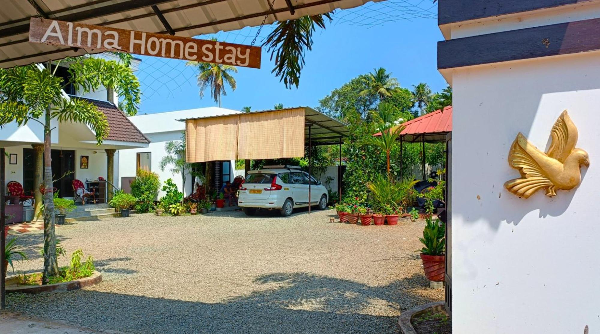 Alma Homestay มาราริคุลาม ภายนอก รูปภาพ