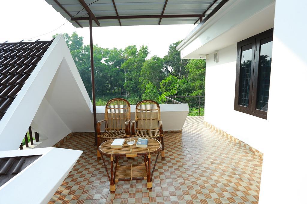 Alma Homestay มาราริคุลาม ภายนอก รูปภาพ